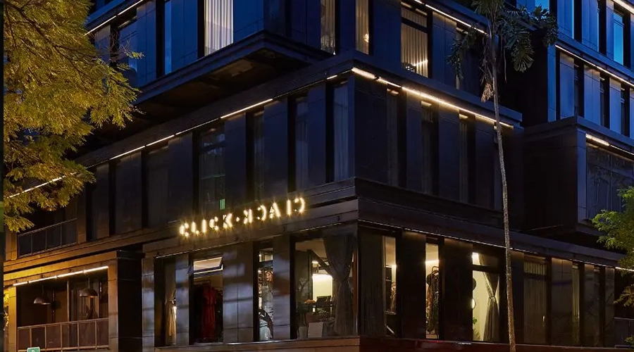 theclickclakhotel